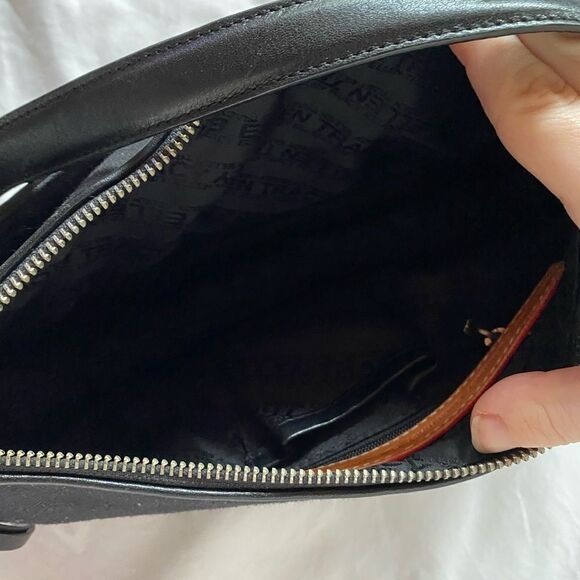 Ellen Tracy black canvas shoulder bag - Picture 3 of 3